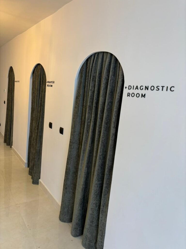 WhatsApp-Image-2024-12-03-at-16.01.03-768x1024