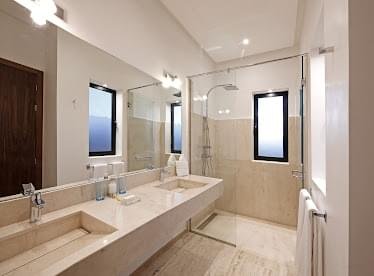 240EDA6E-80F2-4690-9E9D-6781509EEB91