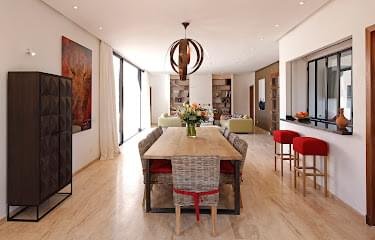 EC60FAB3-F79E-48F1-894E-751880184789