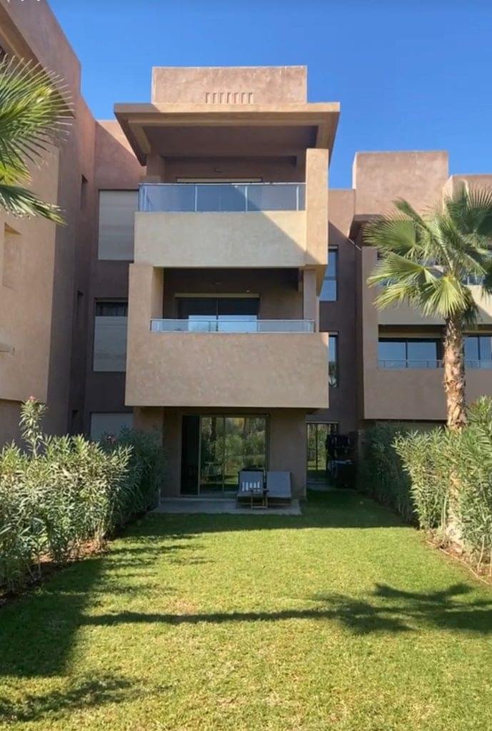 WhatsApp-Image-2023-04-11-at-18.09.58-1-689x1024